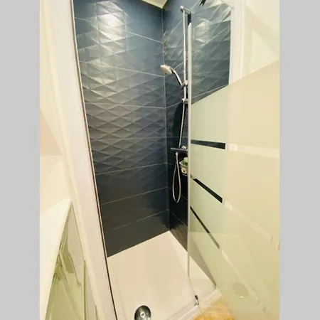 Daire Grand Proche Plages & Centre